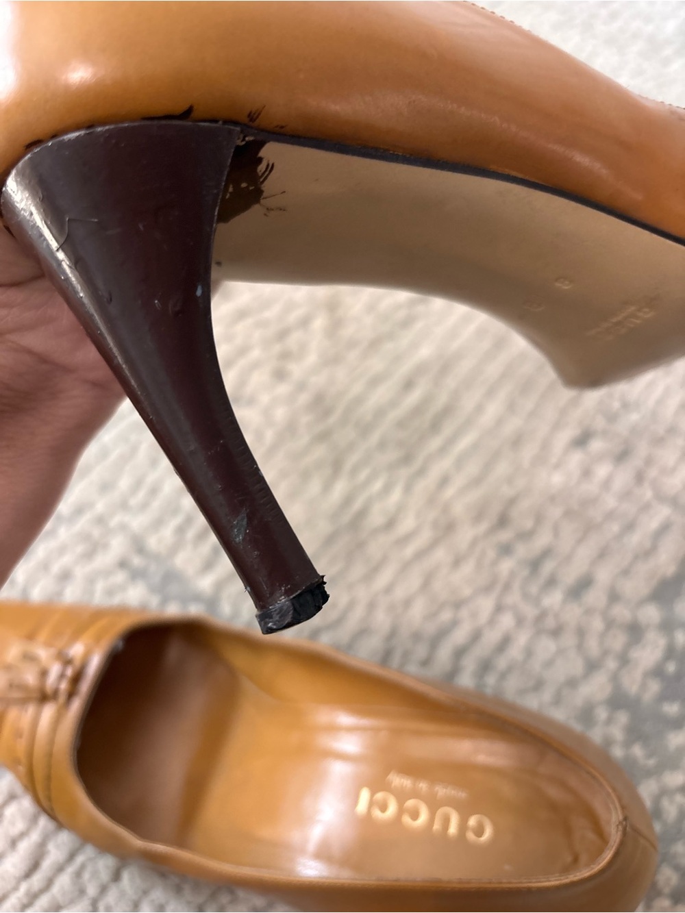 Gucci Tan Leather Pointed Toe Heels - Picture 7 of 8